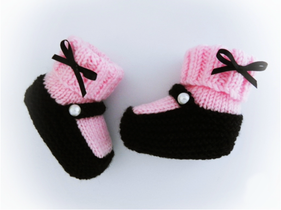 Baby Booties, Mary Jane Booties by StarBaby Knitwear, www.starbabyknitwear.com