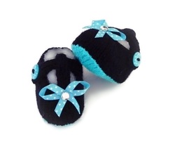 Baby Girl Shoes by StarBaby Knitwear, www.starbabyknitwear.com