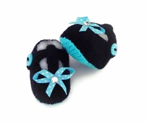 Baby Girl Shoes, T-Bar Shoes, hand knit booties by StarBaby Designer Knitwear, www.starbabyknitwear.com