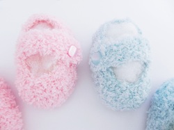 Baby Slippers, Baby Booties, Snugglies by StarBaby Designer Knitwear, www.starbabyknitwear.com